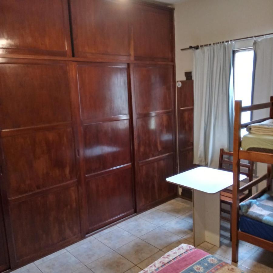 Hostel Casa Da Praia ปิซาร์รัส ภายนอก รูปภาพ